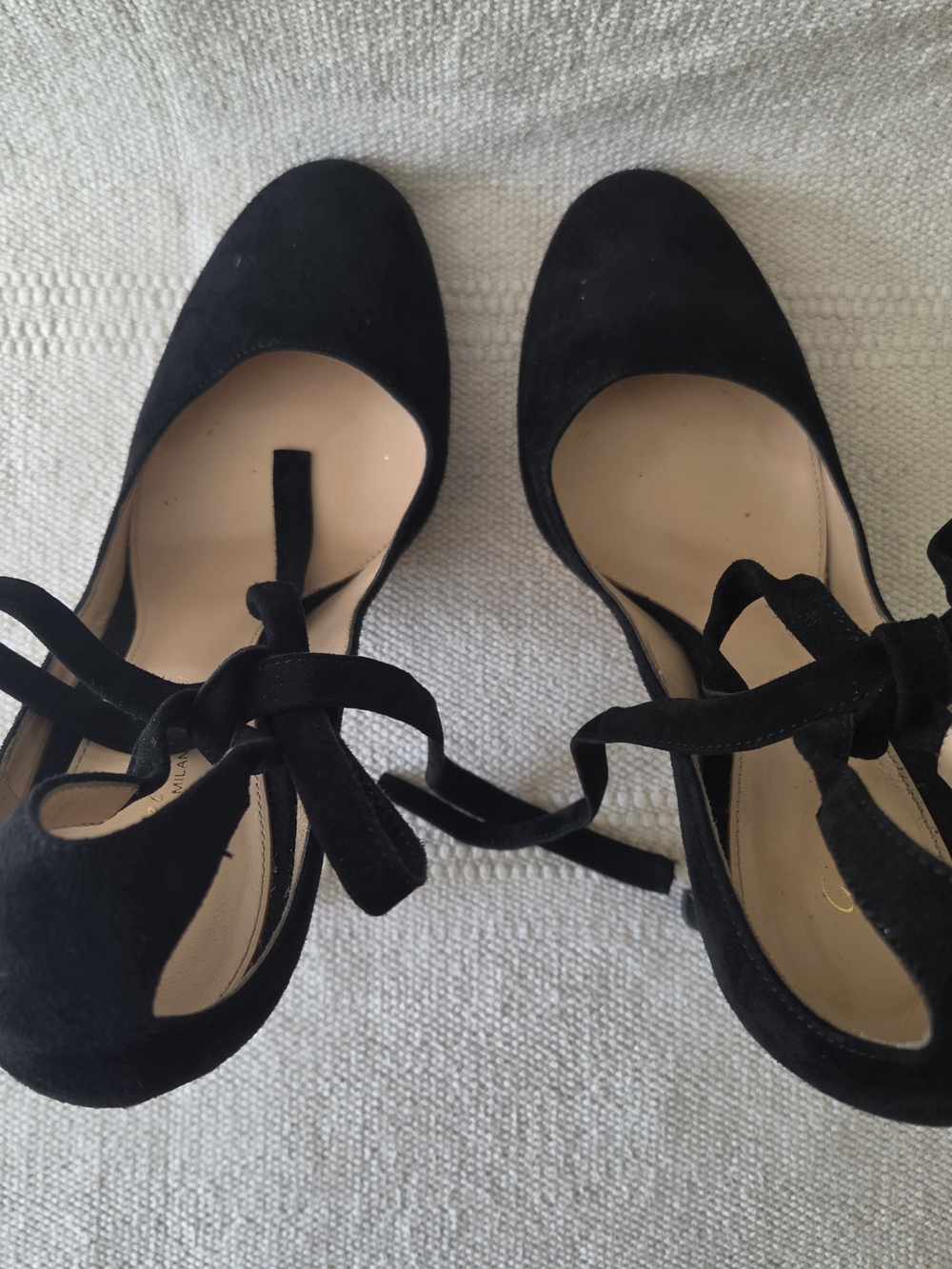 Gianvito Rossi Black Suede "Carla" Pumps - Picture 5 of 16